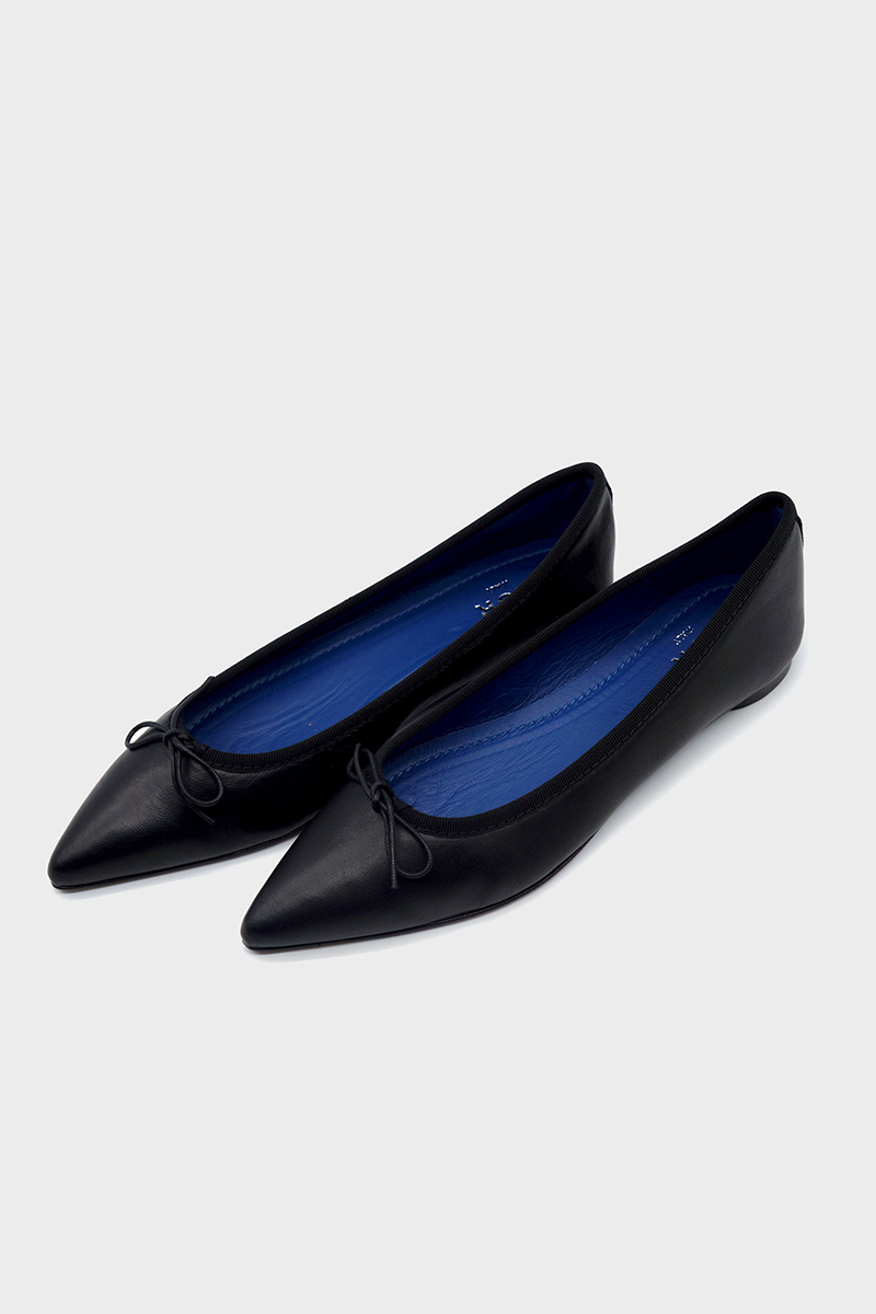 NUR ITALY Isabella Nappa Pointed-Toe Flat, color, BLACK #color_milano black