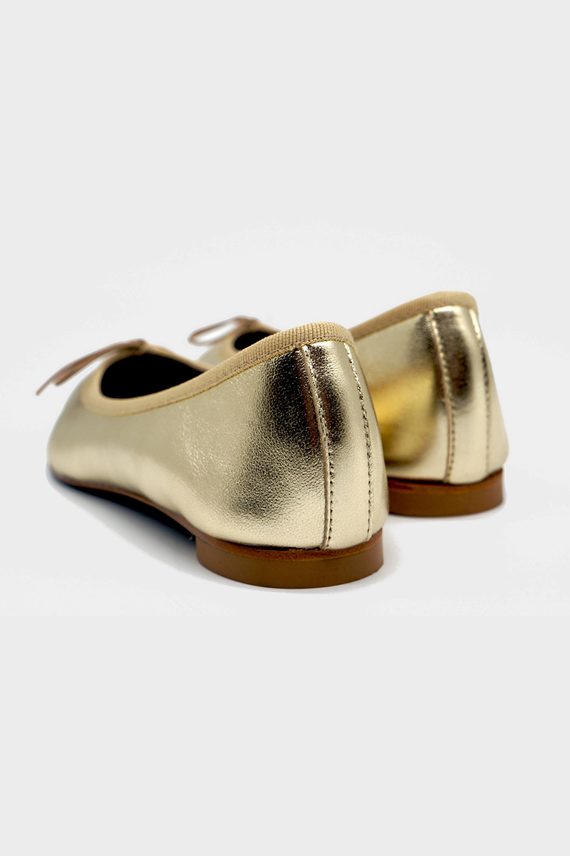 Back detail of Isabella Metallic Pointed-Toe Ballerina Flat, color, Gold #color_venezia gold