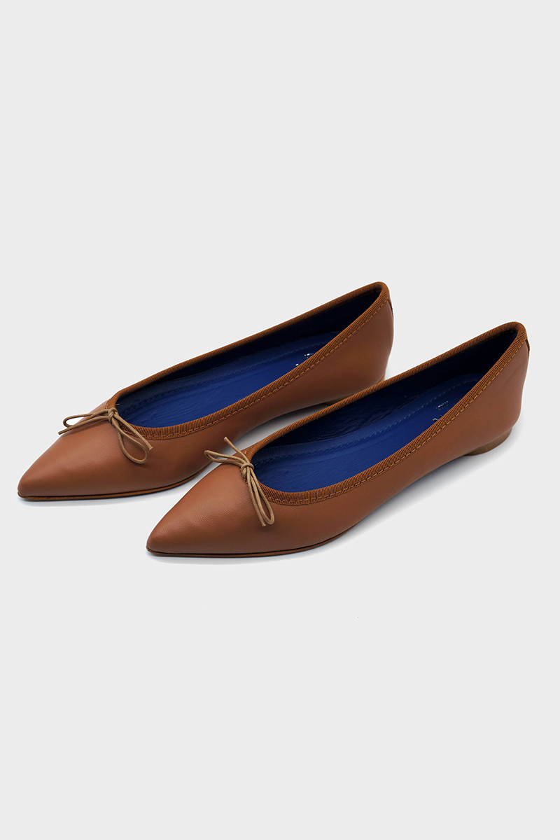 NUR ITALY Isabella Nappa Pointed-Toe Flat, color, TAN #color_palermo tan