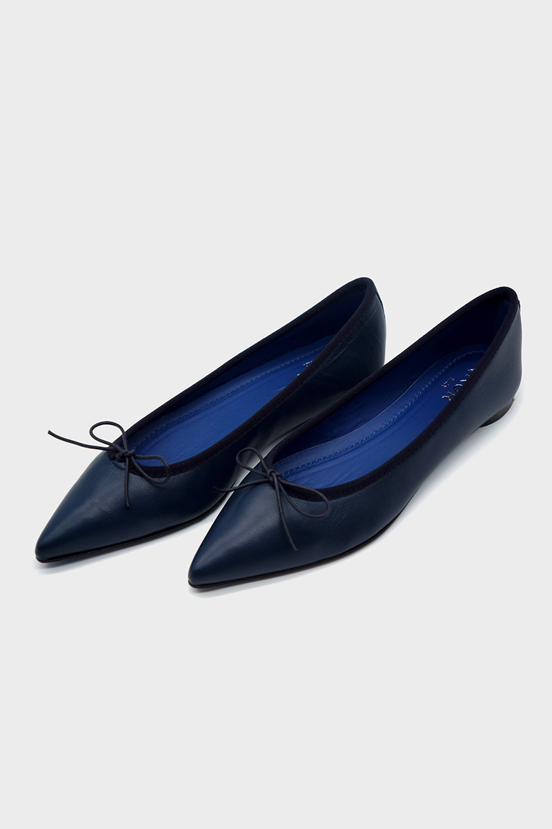 NUR ITALY Isabella Nappa Pointed-Toe Flat, color, NAVY  #color_perugia navy