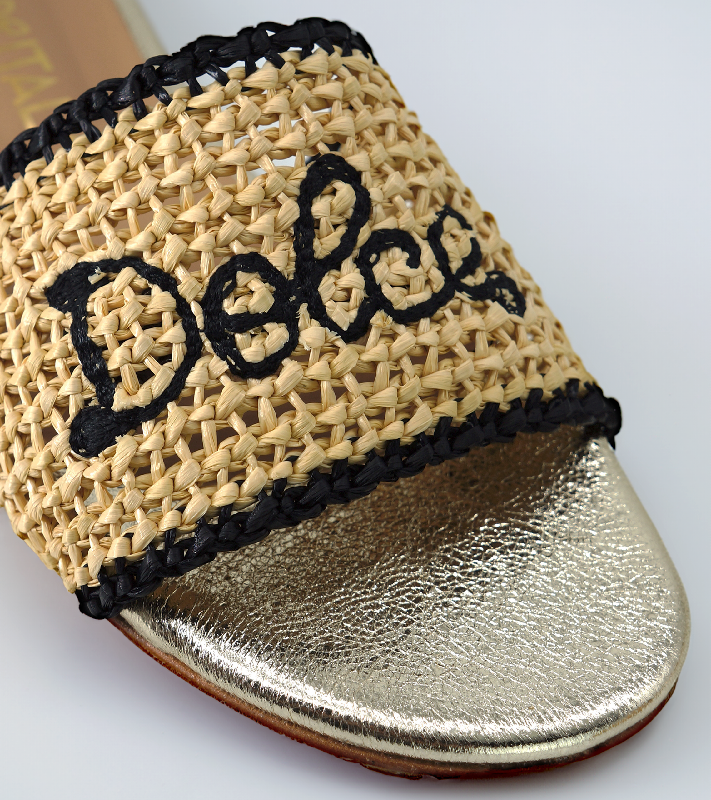 NUR ITALY Martina Raffia Flat Sandal, color, GOLD, BLACK #color_venezia gold