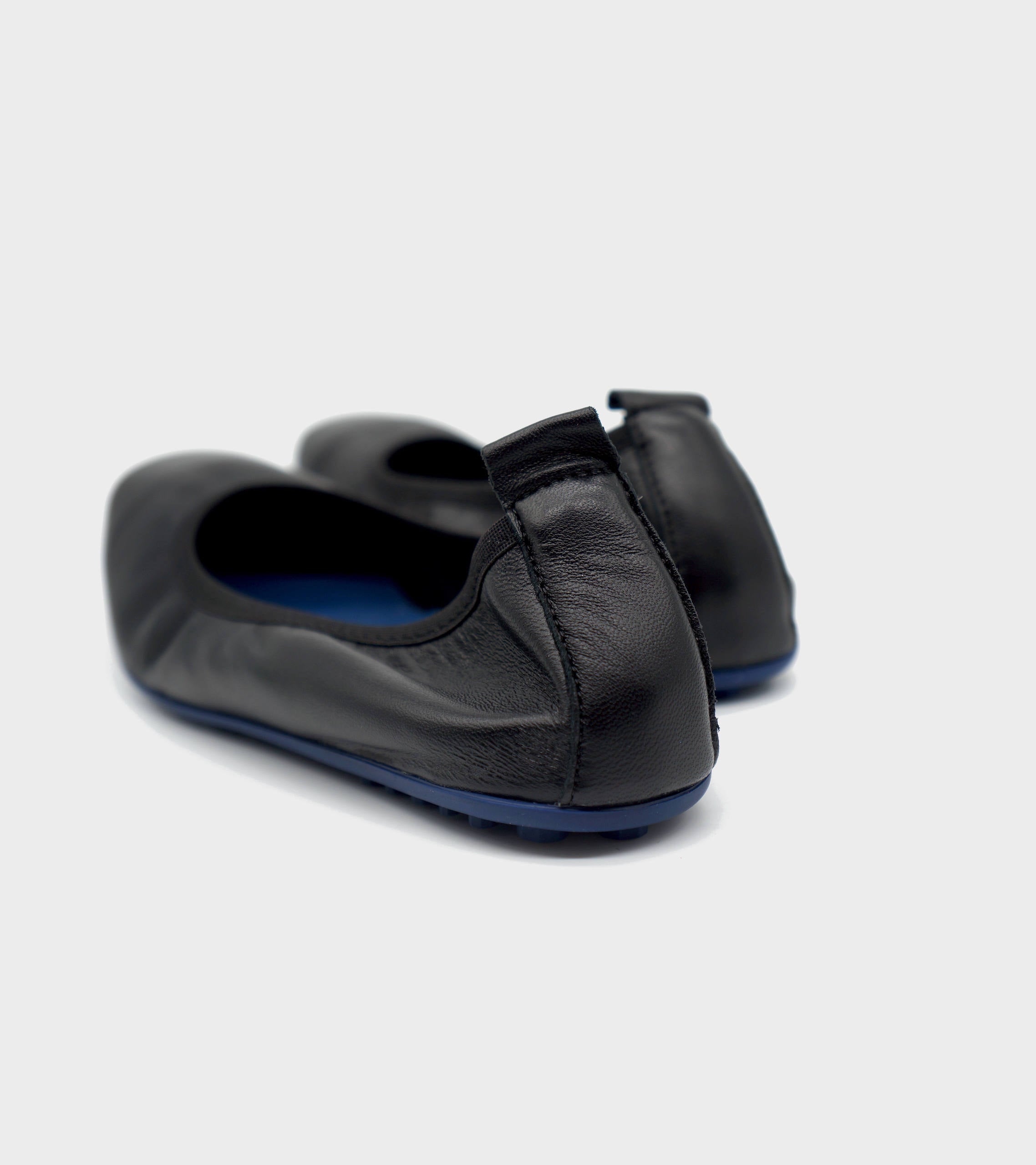 #color_milano black