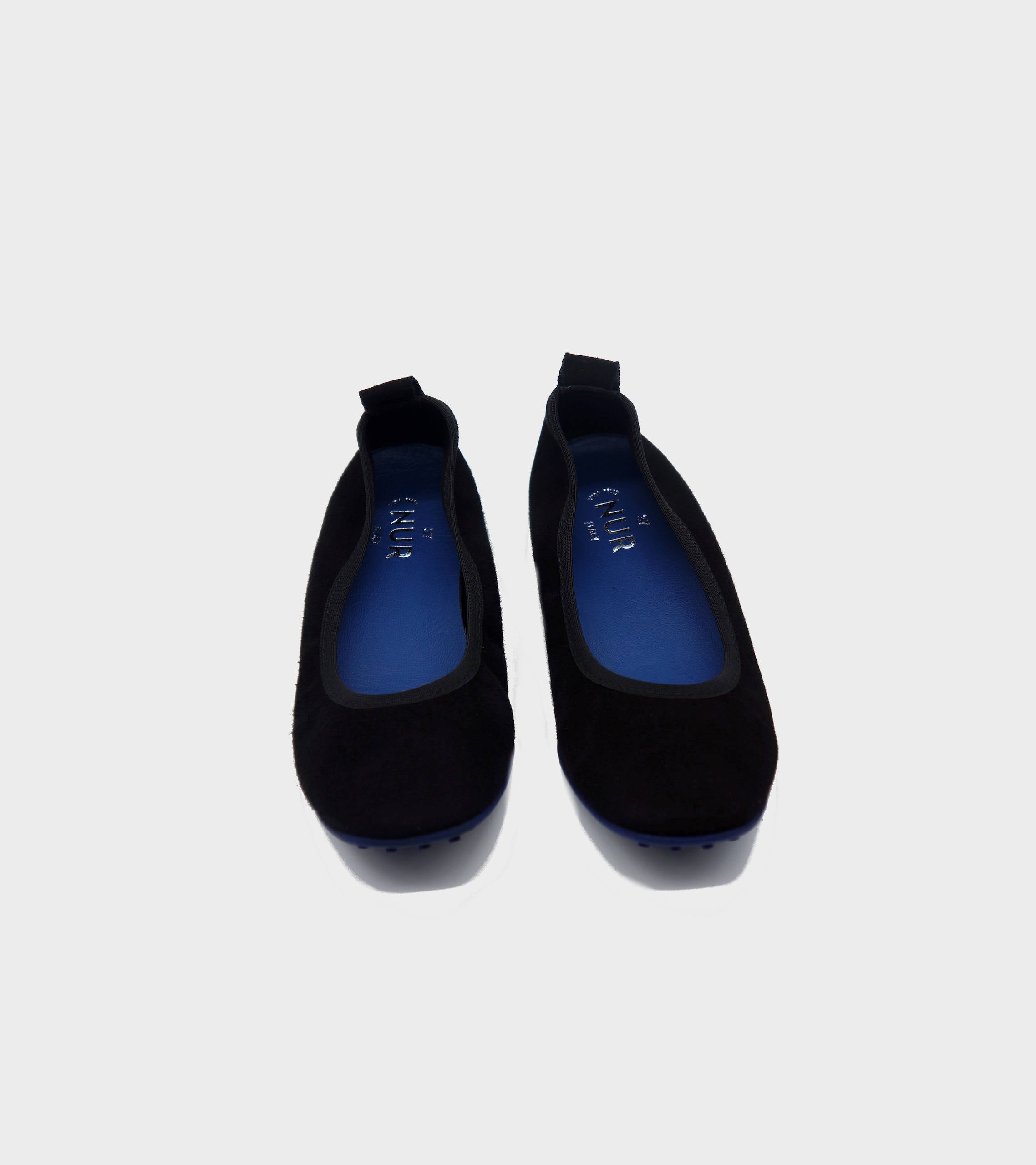 #color_milano black
