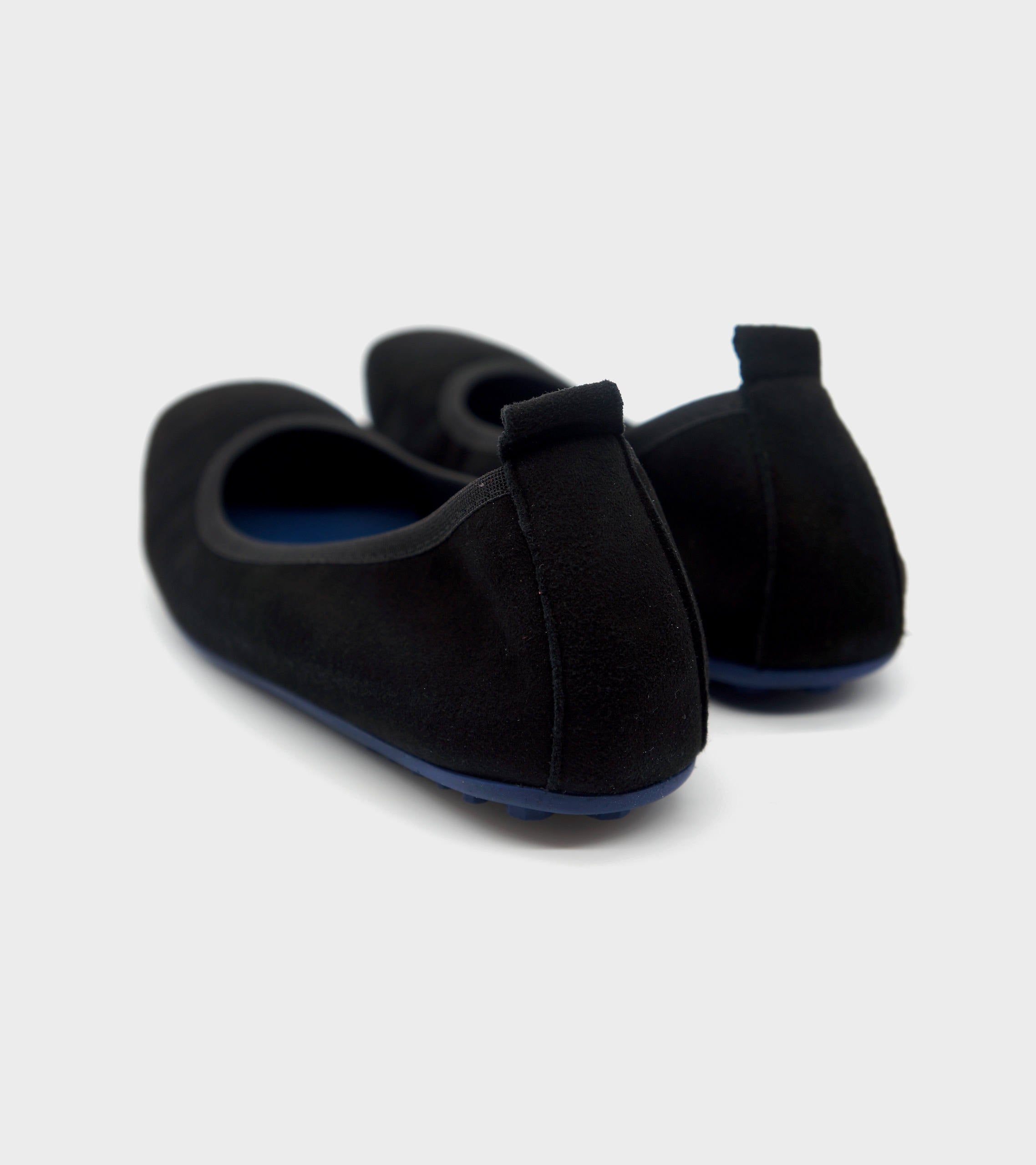 #color_milano black