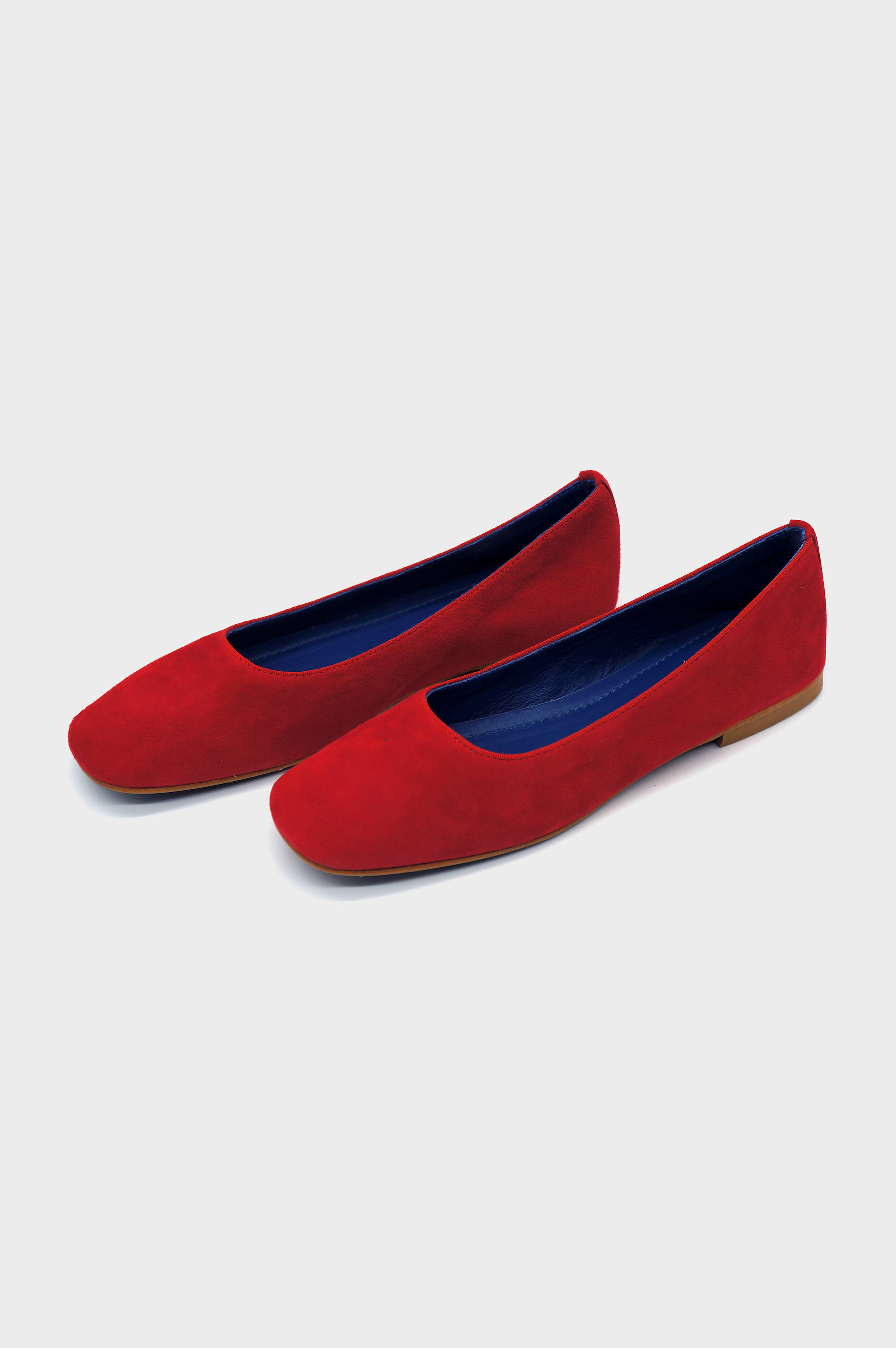 NUR ITALY Giulia Suede Square-Toe Flat, color, RED #color_varese fire