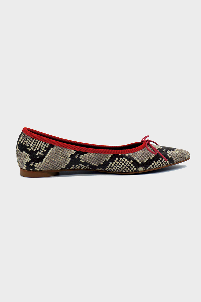 NUR ITALY Isabella Snake Print Pointed Toe Flat, Color, Cream, black and red trim